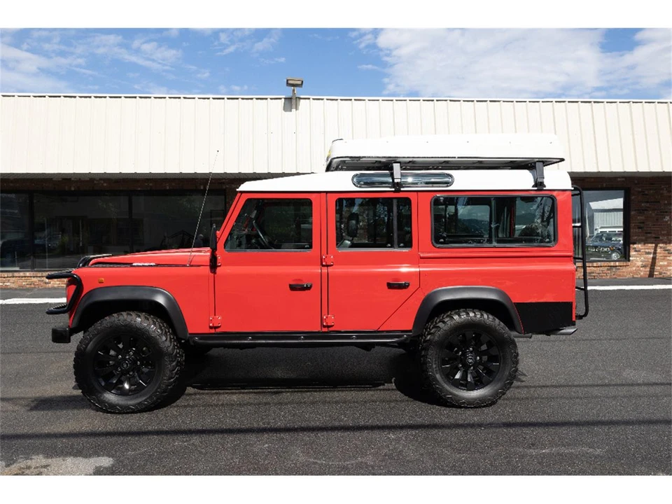 1996 Land Rover Defender 110 - Image 3 of 19