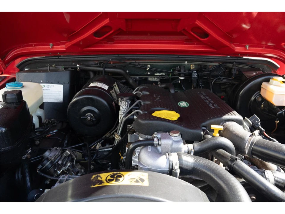 1996 Land Rover Defender 110 - Image 17 of 19