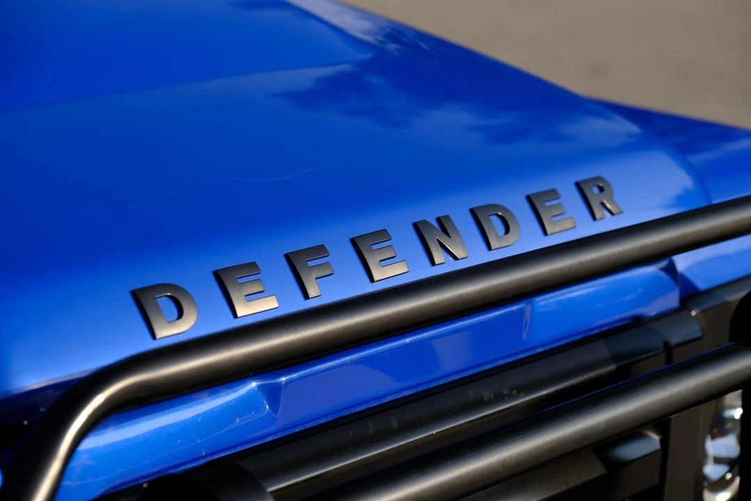 1996 Land Rover Defender 110 - Image 25 of 31