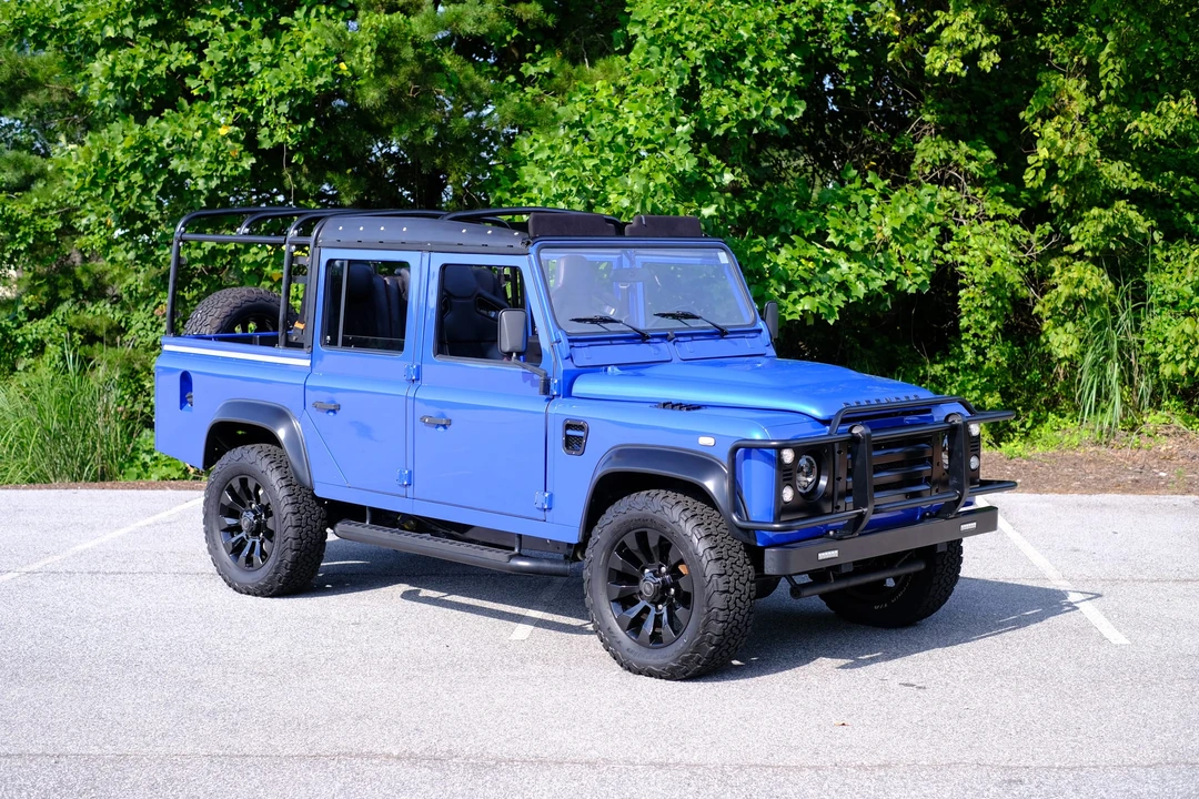 1996 Land Rover Defender 110 - Image 4 of 31