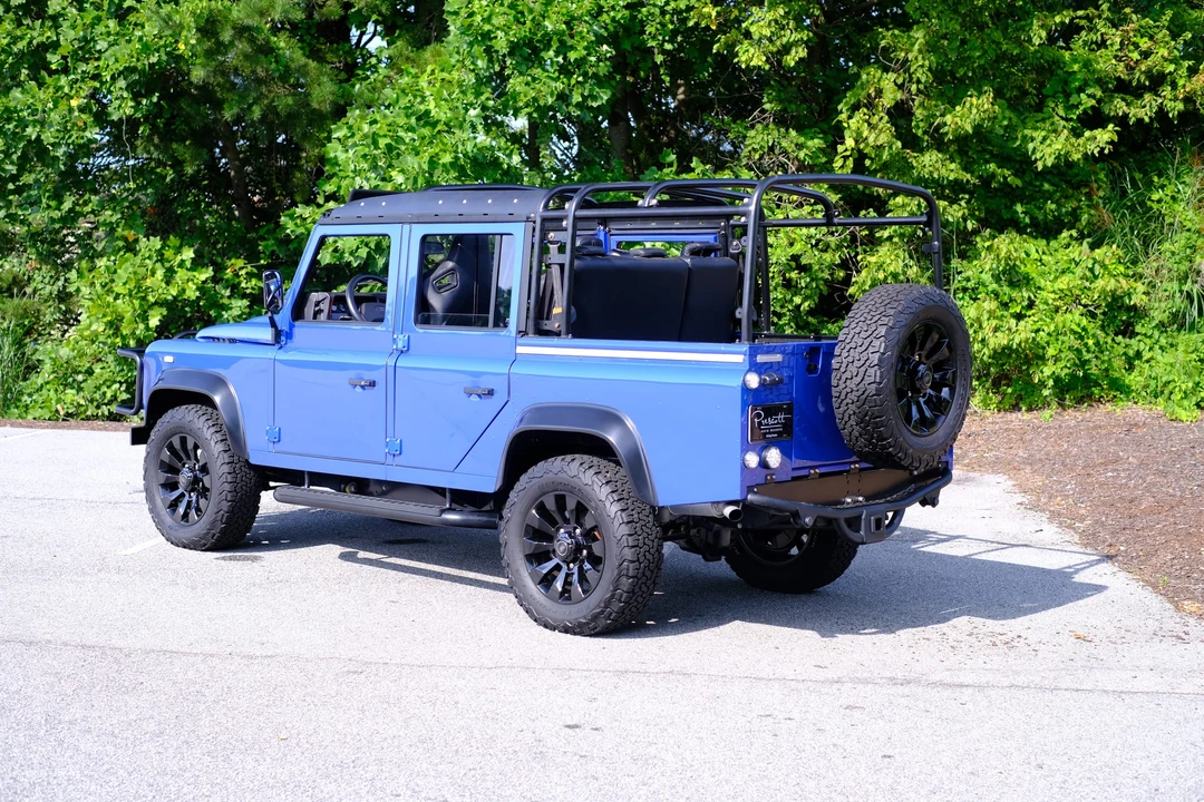 1996 Land Rover Defender 110 - Image 8 of 31