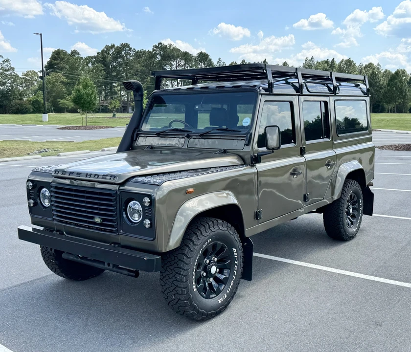 1996 Land Rover Defender 110 - Image 7 of 31