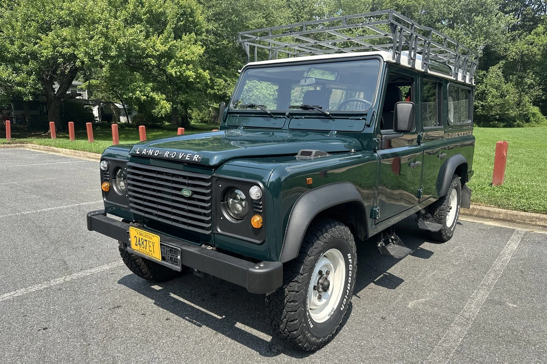 1996 Land Rover Defender 110 - Image 4 of 31