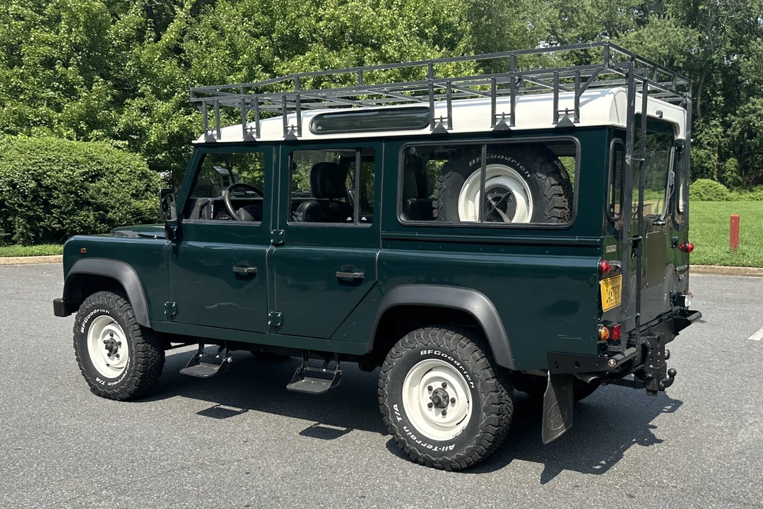 1996 Land Rover Defender 110 - Image 14 of 31