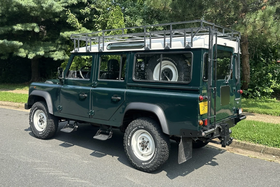 1996 Land Rover Defender 110 - Image 15 of 31