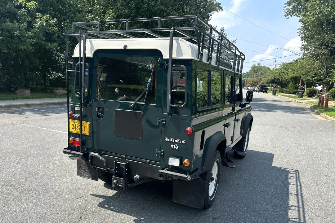 1996 Land Rover Defender 110 - Image 23 of 31