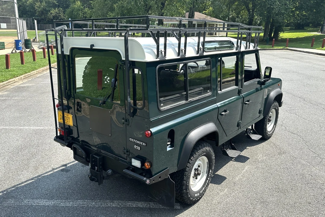 1996 Land Rover Defender 110 - Image 25 of 31