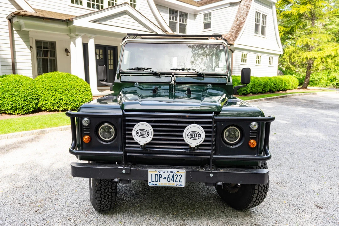 1996 Land Rover Defender 110 - Image 3 of 31