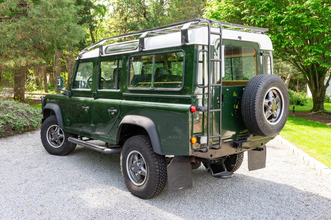 1996 Land Rover Defender 110 - Image 7 of 31