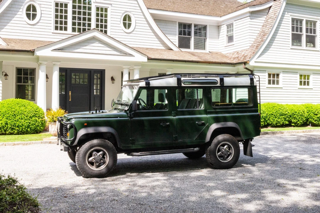 1996 Land Rover Defender 110 - Image 5 of 31