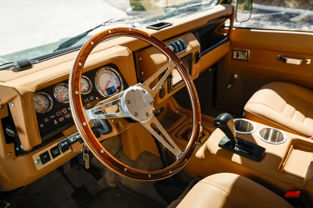1996 Land Rover Defender 110 - Image 5 of 7
