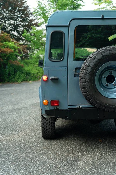 1996 Land Rover Defender 110 - Image 4 of 22