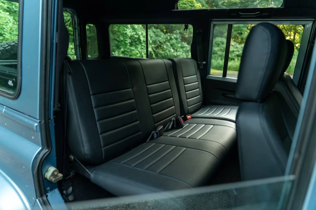1996 Land Rover Defender 110 - Image 12 of 22