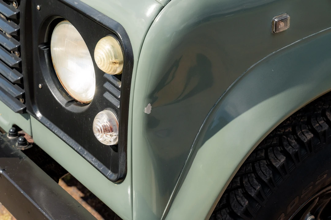 1996 Land Rover Defender 110 - Image 26 of 31