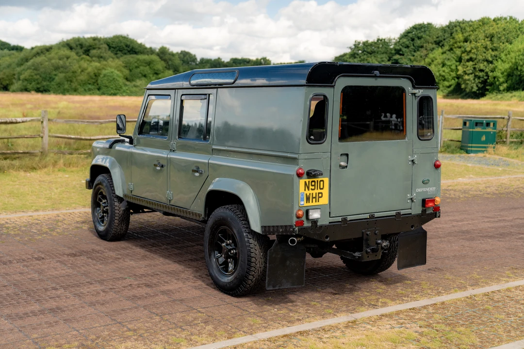 1996 Land Rover Defender 110 - Image 7 of 31