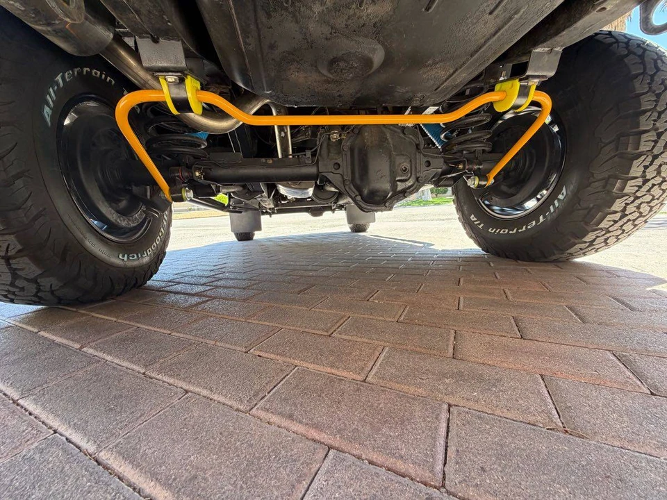 1996 Land Rover Defender 110 - Image 18 of 19