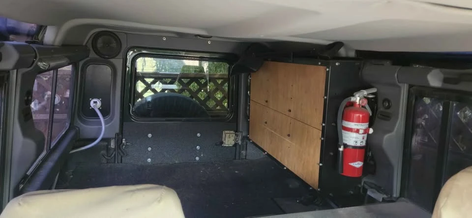 1996 Land Rover Defender 110 - Image 9 of 11
