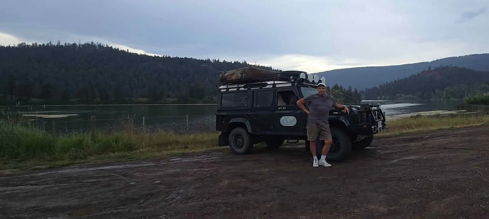 1996 Land Rover Defender 110 - Image 5 of 11