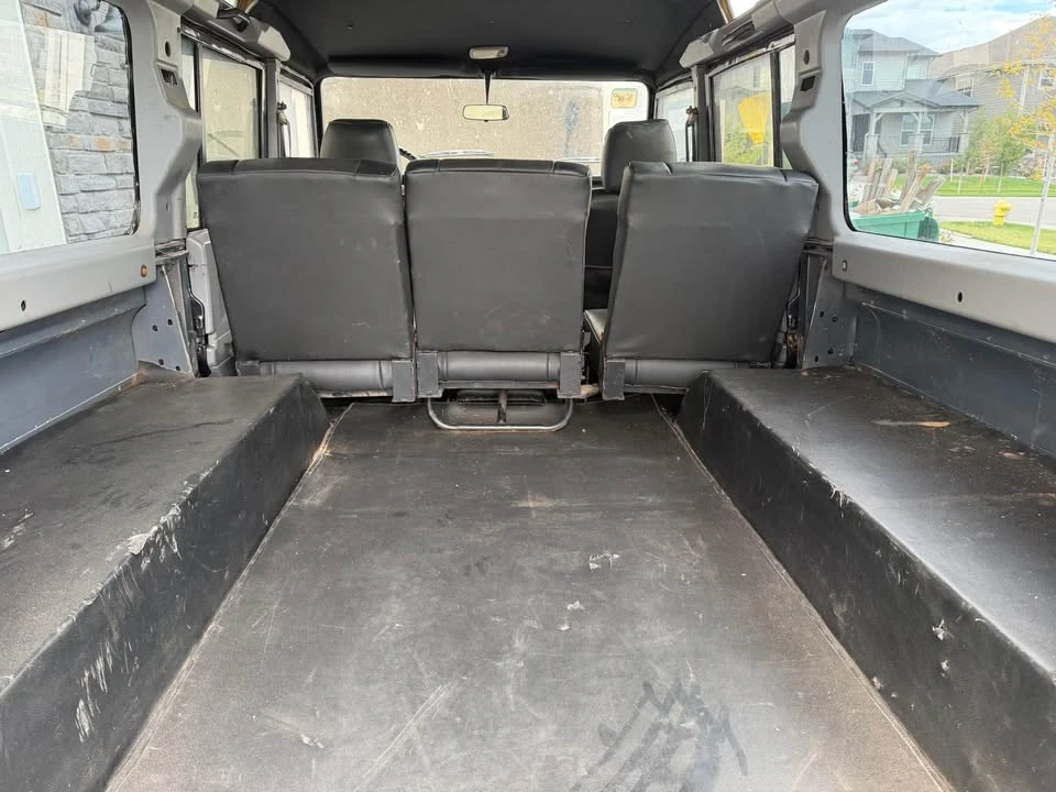 1996 Land Rover Defender 110 - Image 3 of 7