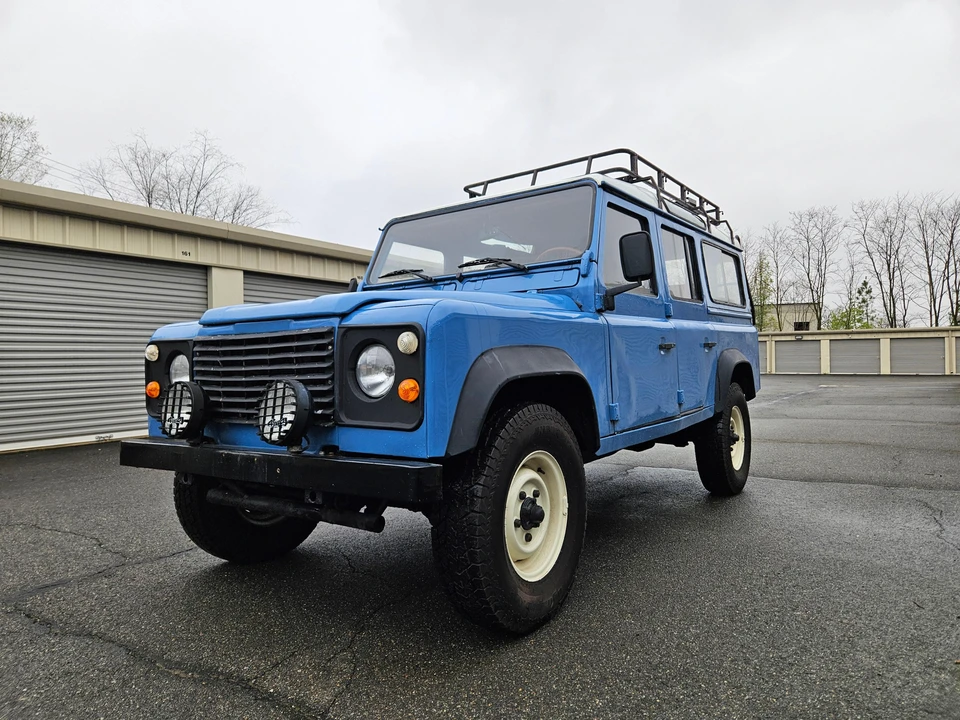 1996 Land Rover Defender 110 - Image 6 of 31
