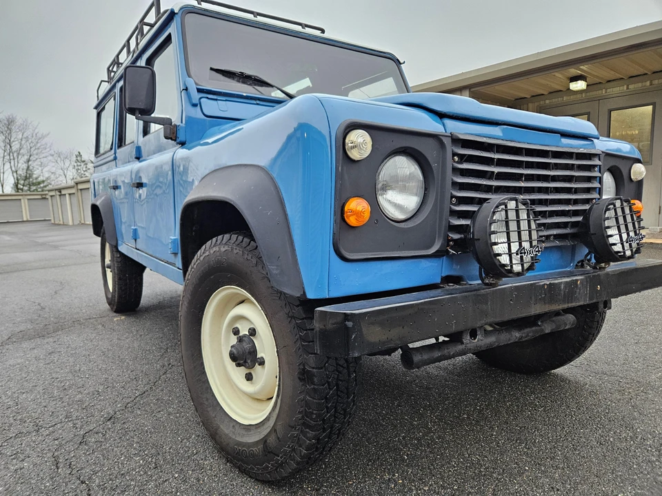1996 Land Rover Defender 110 - Image 24 of 31