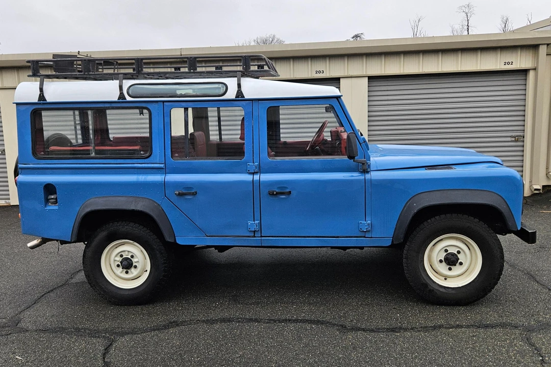 1996 Land Rover Defender 110 - Image 3 of 31