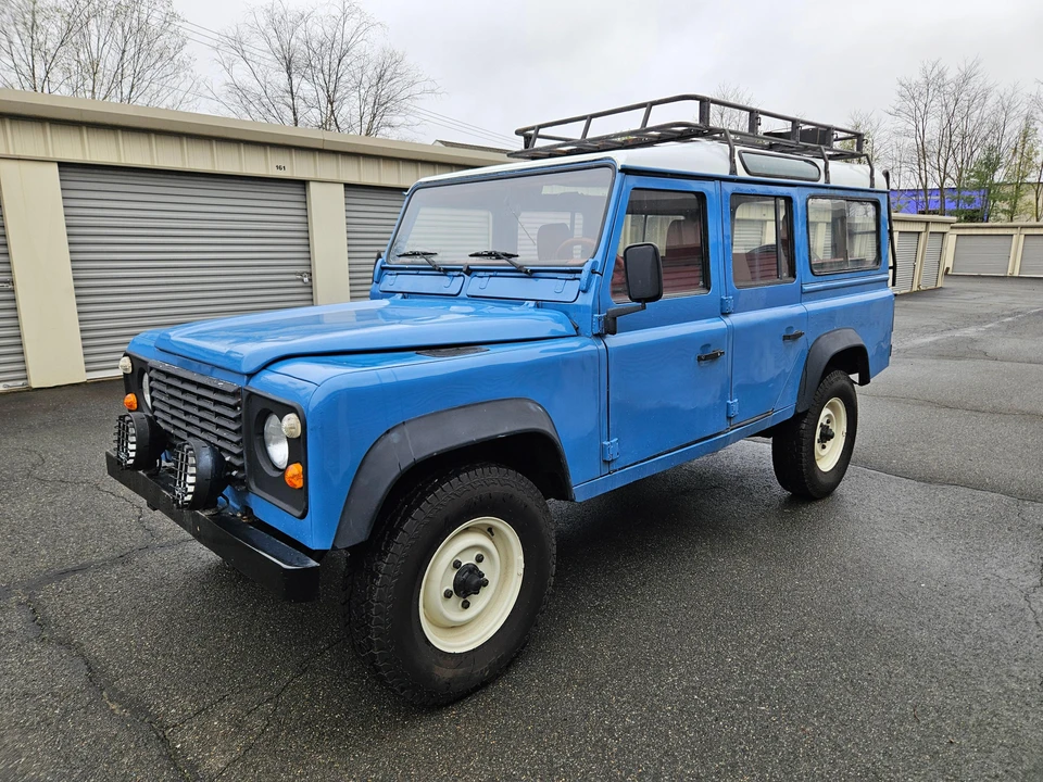 1996 Land Rover Defender 110 - Image 9 of 31