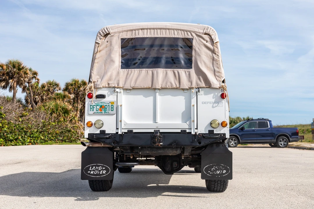 1996 Land Rover Defender 110 - Image 15 of 31