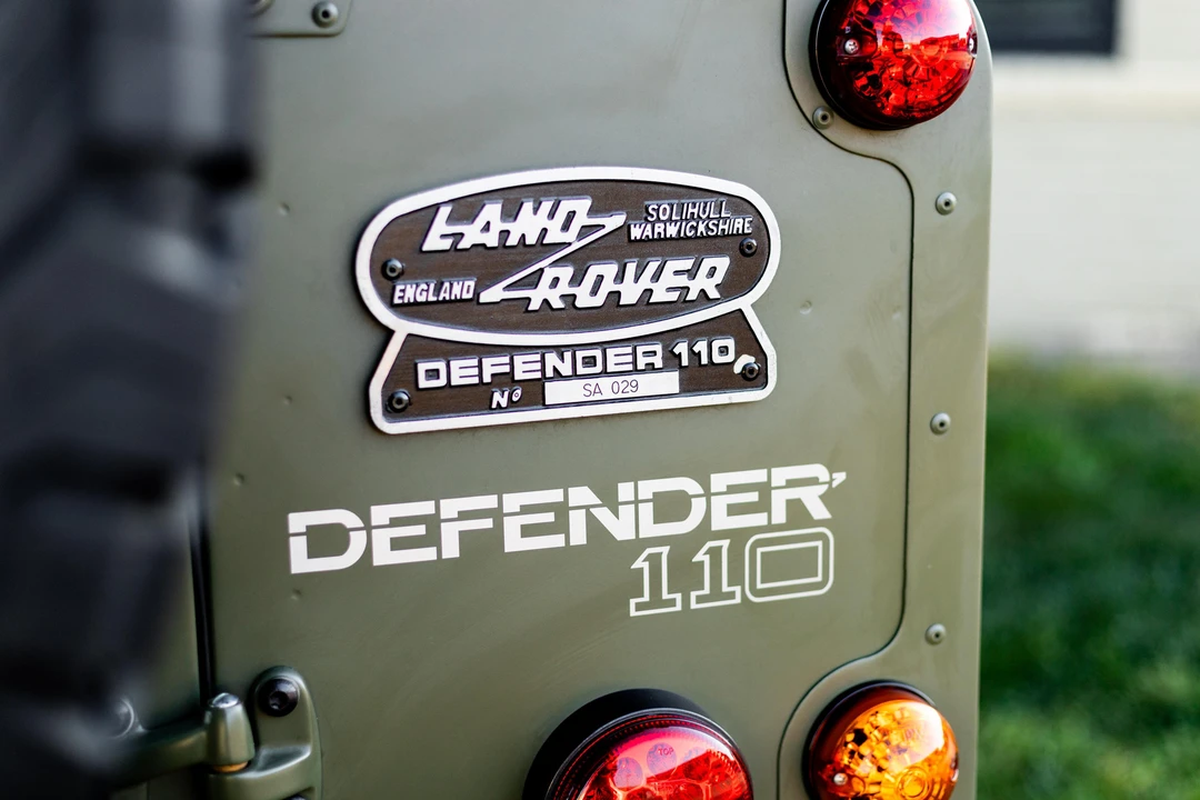 1996 Land Rover Defender 110 - Image 28 of 31