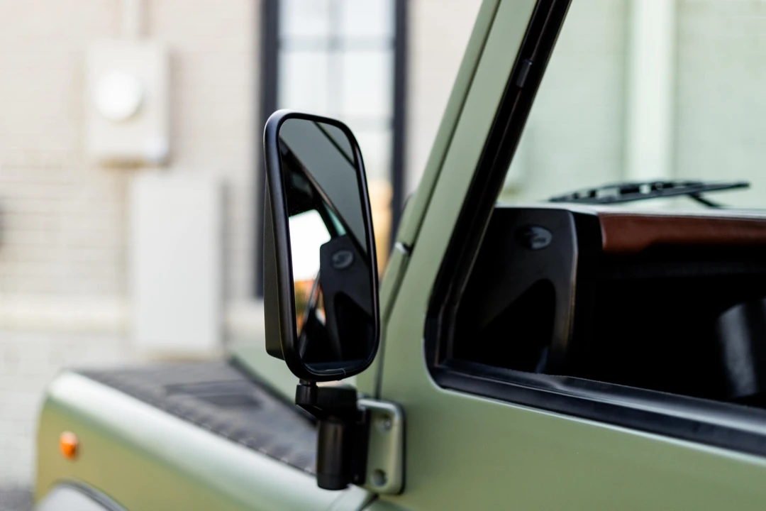 1996 Land Rover Defender 110 - Image 21 of 31