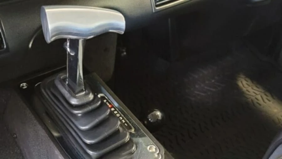 1996 Land Rover Defender 110 - Image 4 of 26