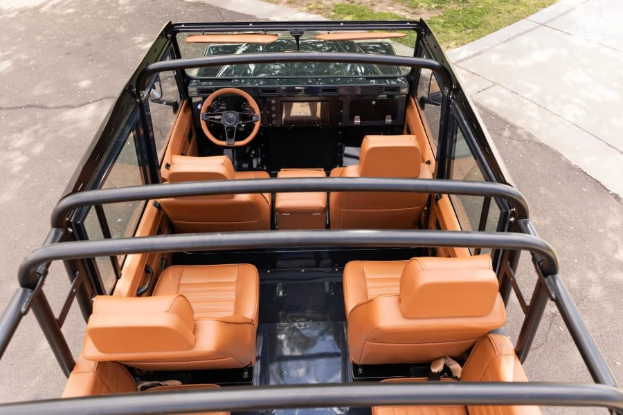 1996 Land Rover Defender 110 - Image 17 of 31