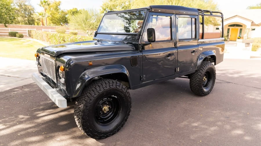 1996 Land Rover Defender 110 - Image 5 of 31