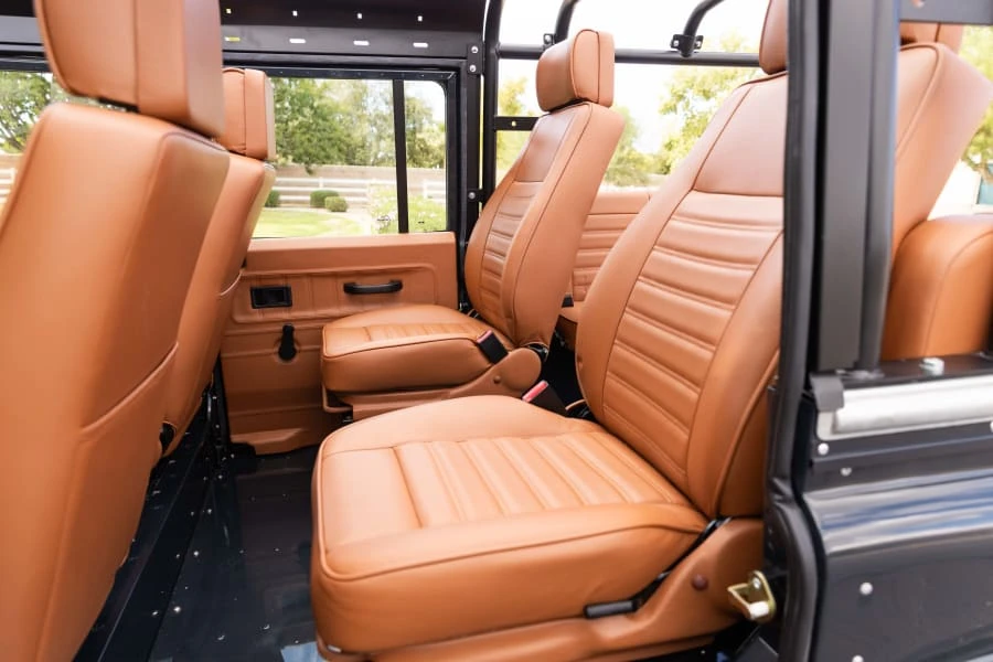 1996 Land Rover Defender 110 - Image 20 of 31