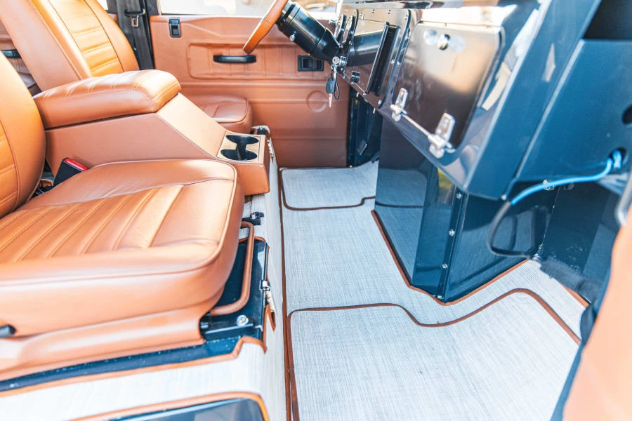 1996 Land Rover Defender 110 - Image 31 of 31