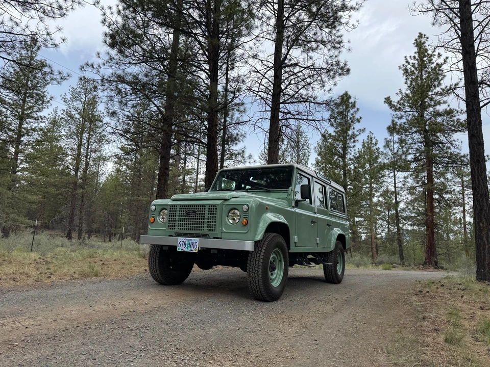 1996 Land Rover Defender 110 - Image 6 of 31