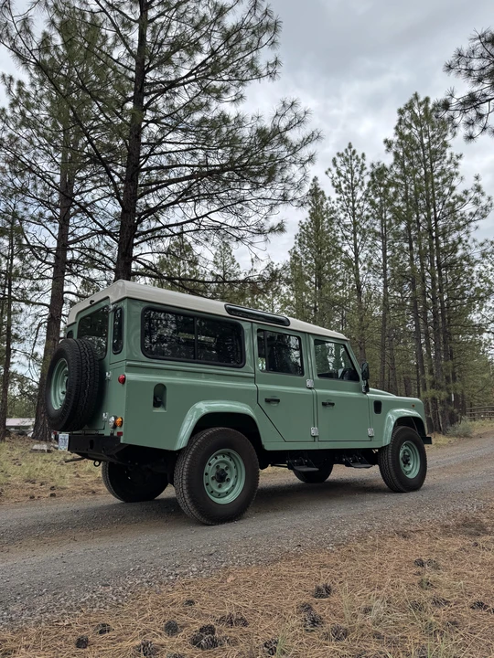 1996 Land Rover Defender 110 - Image 11 of 31