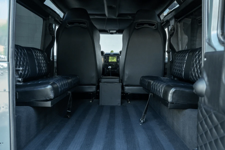 1996 Land Rover Defender 110 - Image 28 of 31
