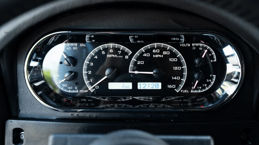 1996 Land Rover Defender 110 - Image 23 of 31