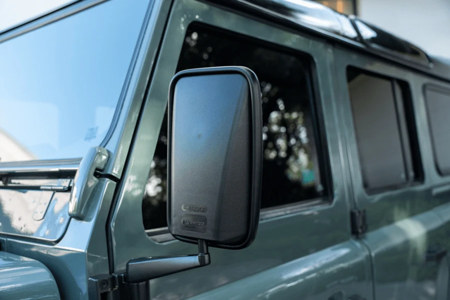 1996 Land Rover Defender 110 - Image 10 of 31
