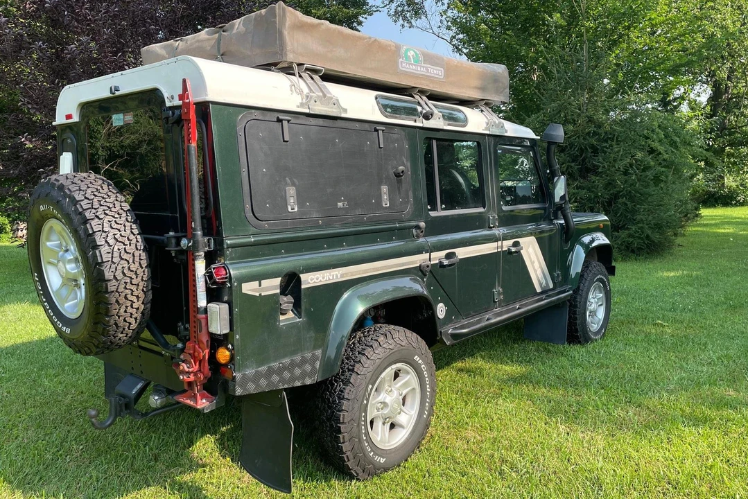 1996 Land Rover Defender 110 - Image 4 of 31
