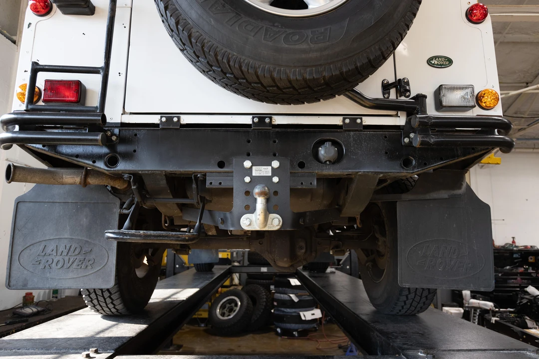 1996 Land Rover Defender 110 - Image 21 of 31