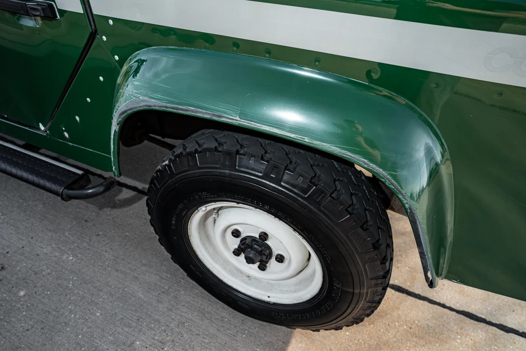 1996 Land Rover Defender 110 - Image 23 of 31
