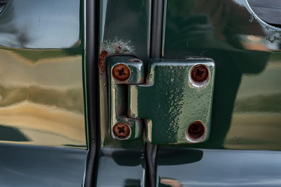 1996 Land Rover Defender 110 - Image 25 of 31