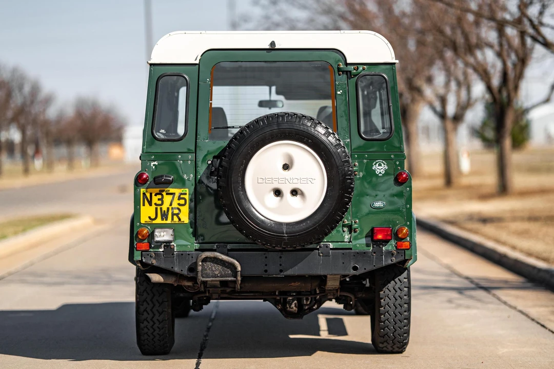 1996 Land Rover Defender 110 - Image 5 of 31
