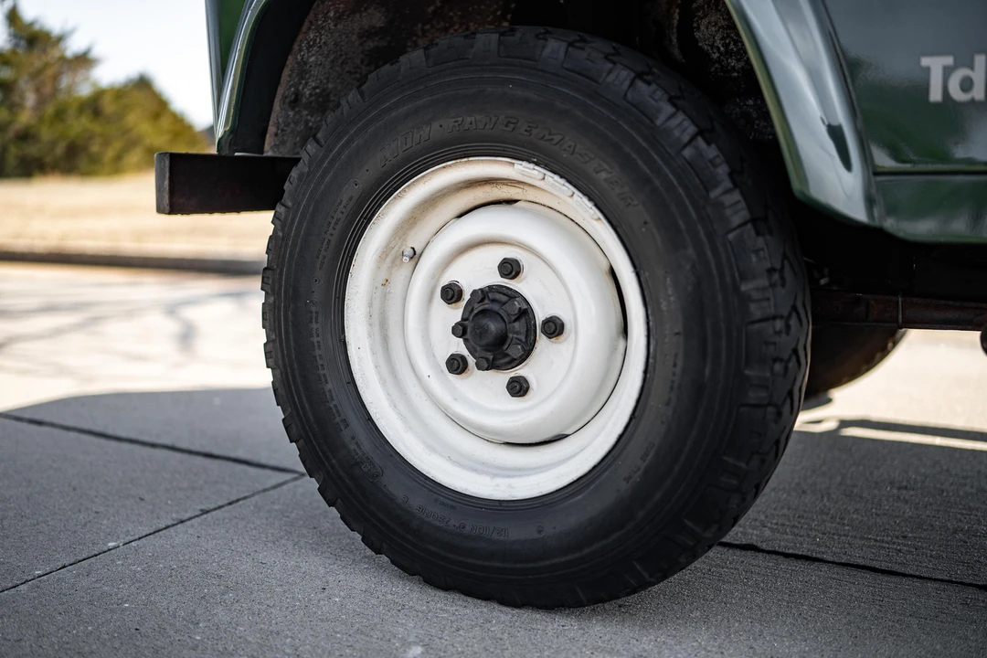 1996 Land Rover Defender 110 - Image 28 of 31