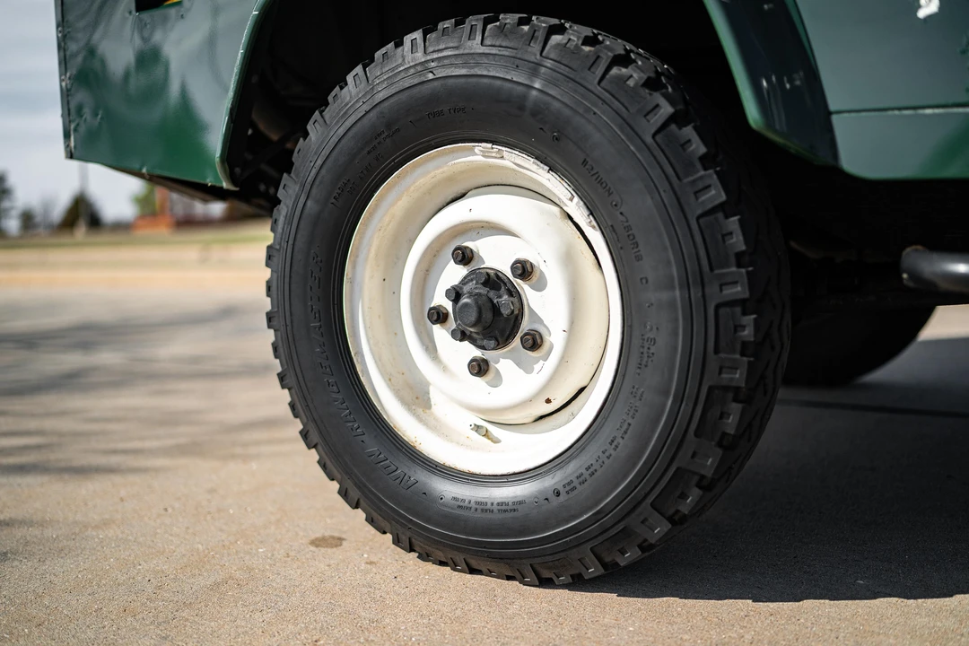 1996 Land Rover Defender 110 - Image 30 of 31