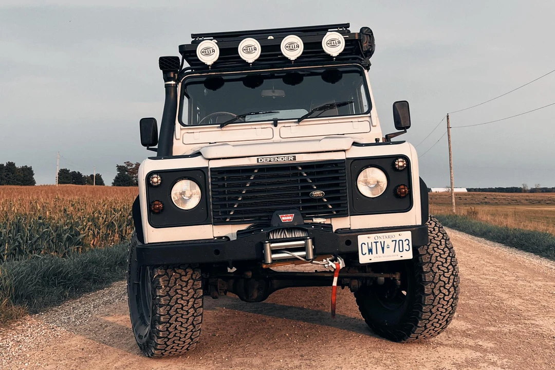 1996 Land Rover Defender 110 - Image 2 of 28
