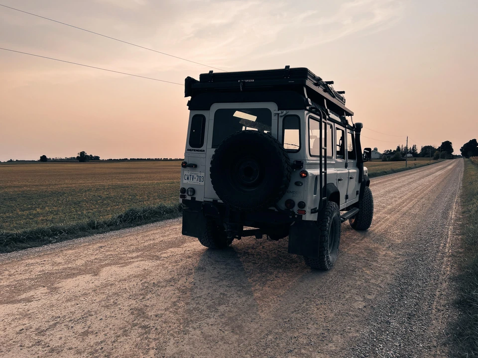 1996 Land Rover Defender 110 - Image 12 of 28