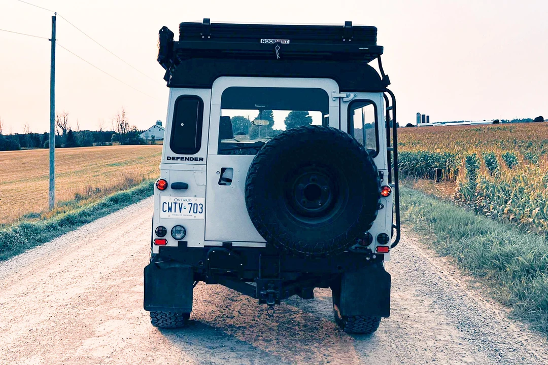 1996 Land Rover Defender 110 - Image 5 of 28